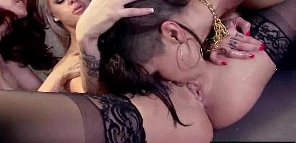  Punishing Sex Tape Between Nasty Wild Lesbians (jessa&kayla&kendra) movie-20